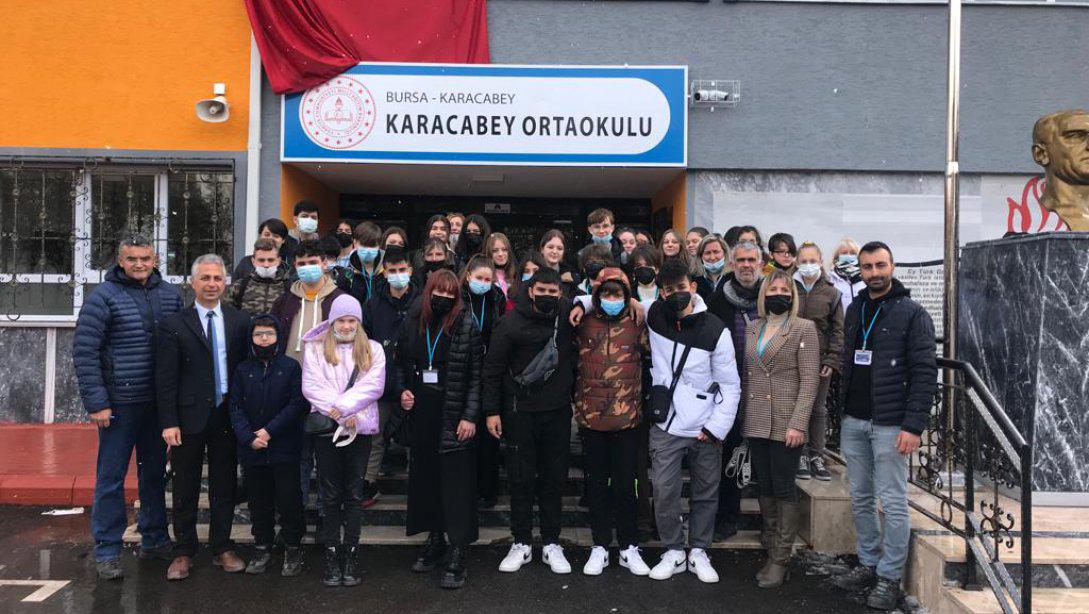 Karacabey Ortaokulu Erasmus+ Misafirlerini Ağırladı