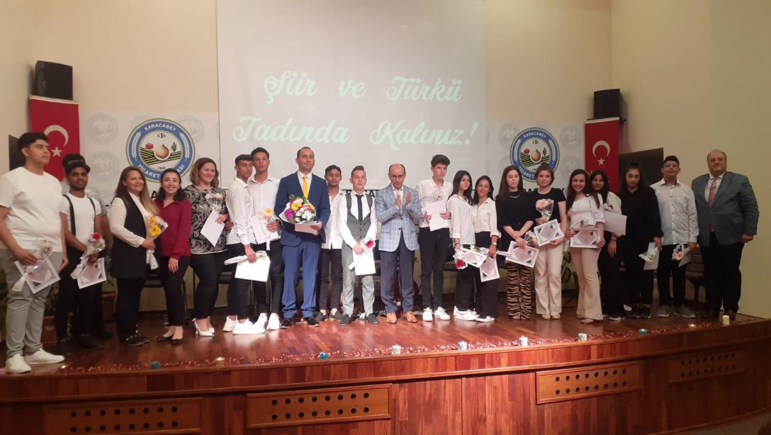 Sadık Yılmaz MTAL'nden Gönülden Mısralar isimli Şiir ve Türkü Gecesi
