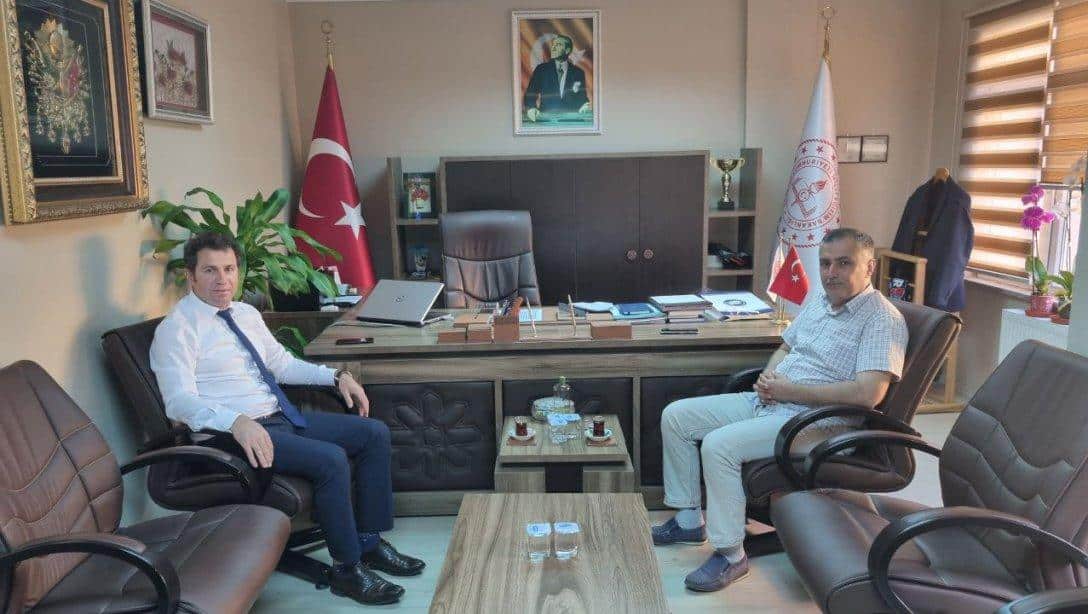 Osmangazi İlçe Milli Eğitim Müdürü Gürhan ÇOKGEZER'den Hayırlı Olsun Ziyareti